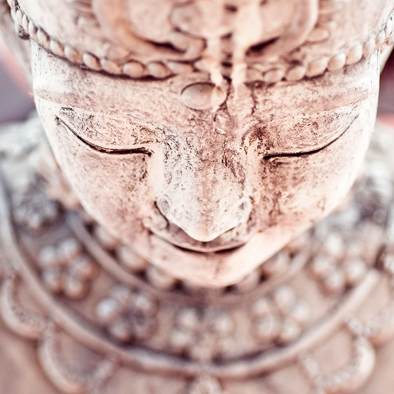 stone buddha statue